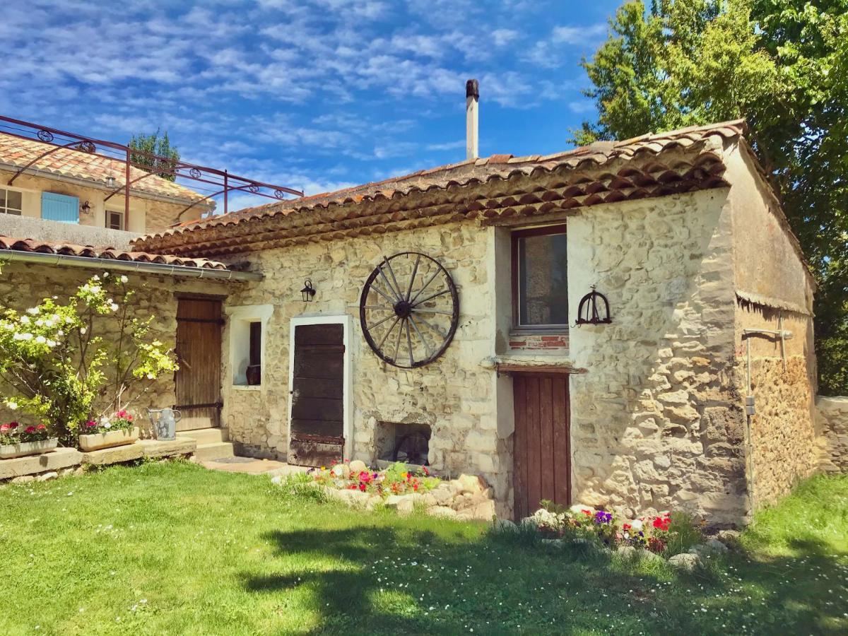 Bed and Breakfast Domaine De La Brave Pernes-les-Fontaines Exterior foto