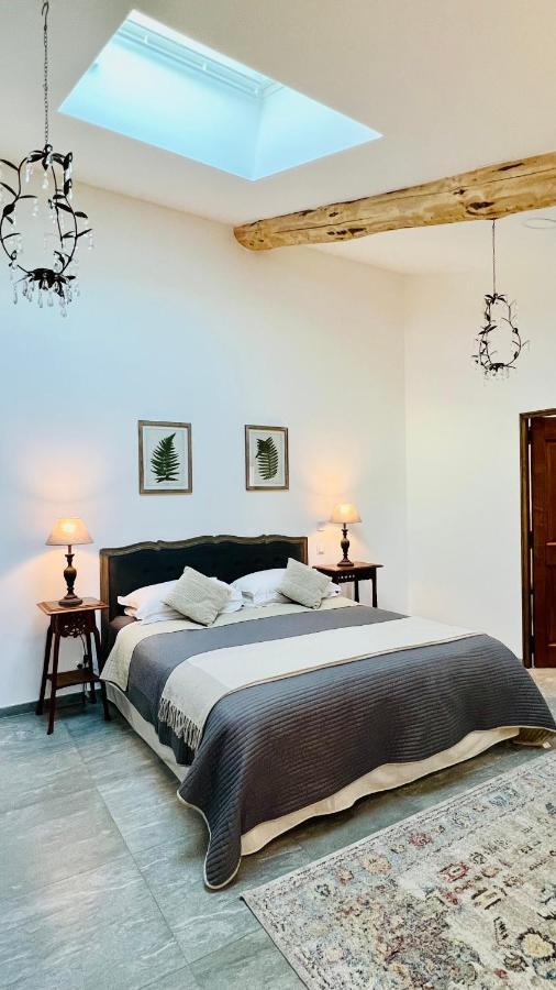 Bed and Breakfast Domaine De La Brave Pernes-les-Fontaines Exterior foto